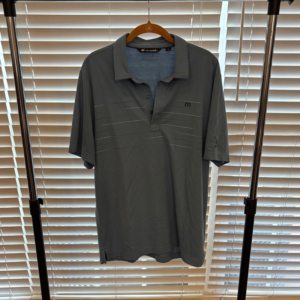 Travis Mathew men’s golf polo blue with stripes. Large